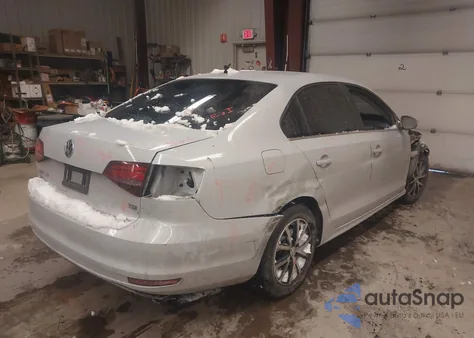 2017 Volkswagen Jetta 1.4T Se z USA, uszkodzony, nr VIN 3VWDB7AJXHM247107